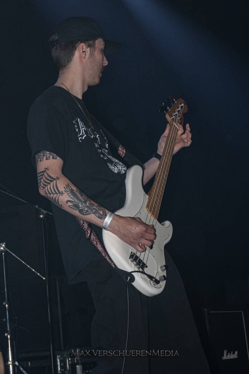 misled-12-standard.jpg