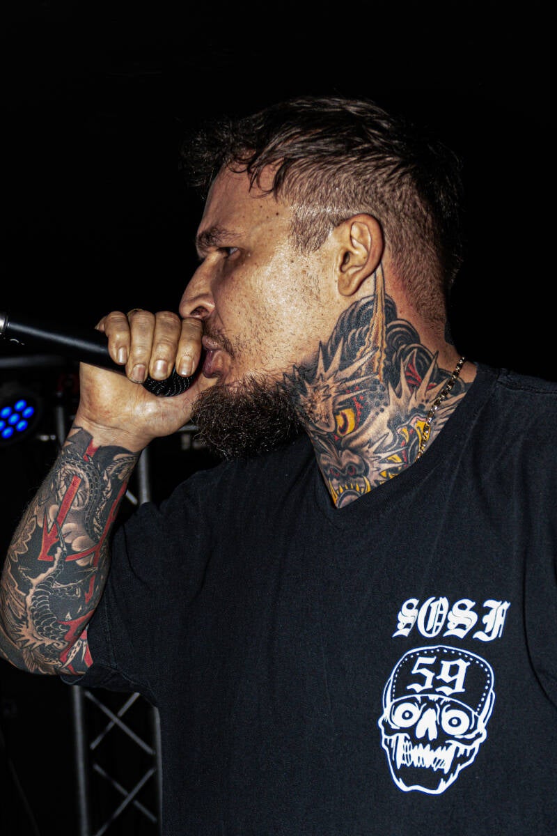 p1050108-standard-yxnxxe.jpg