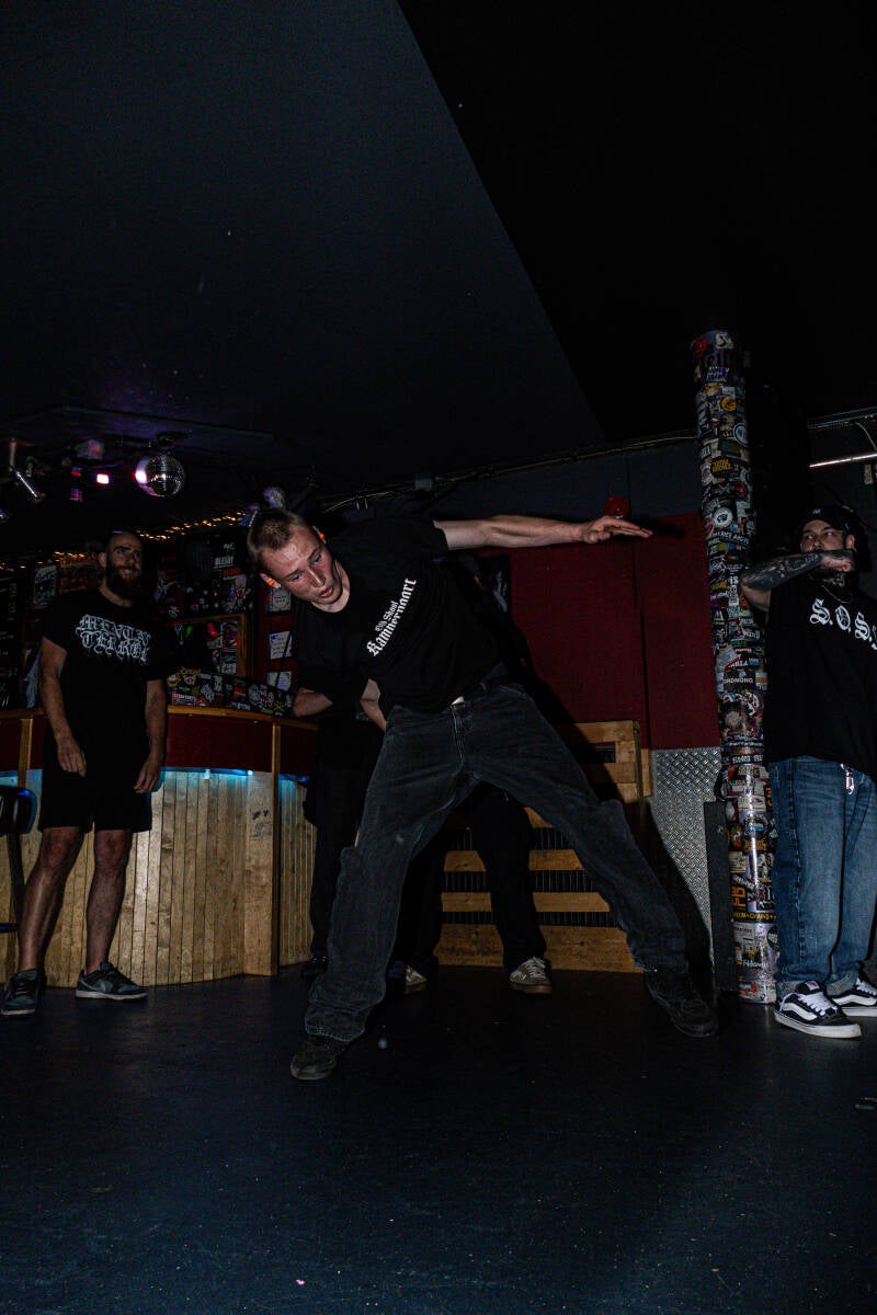 p1050125-standard-ivs7tq.jpg