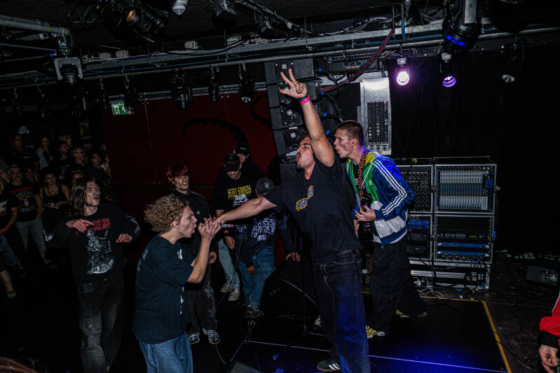 p1051046-standard.jpg