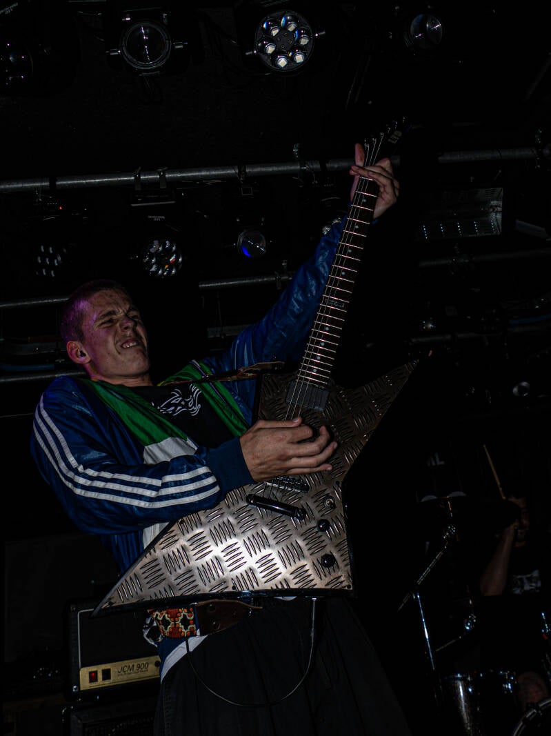 p1051122-standard.jpg