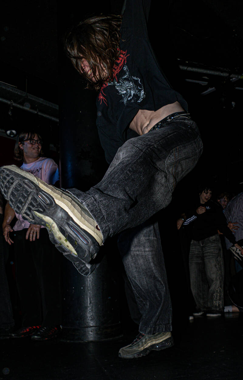 p1051128-standard.jpg