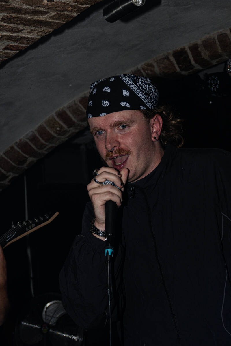 p1051981-standard.jpg