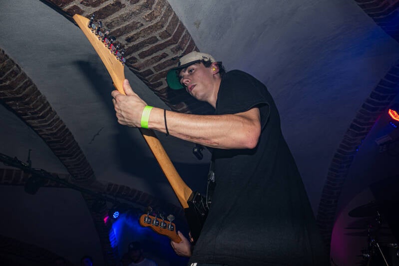 p1063030-standard.jpg