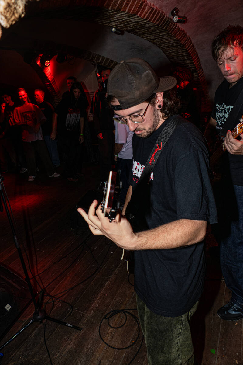 p1063174-standard-hjkwmn.jpg