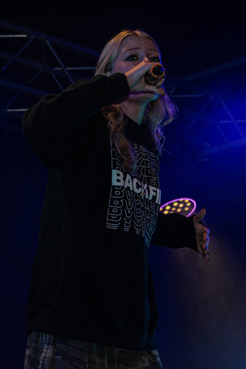 p1063338-standard.jpg