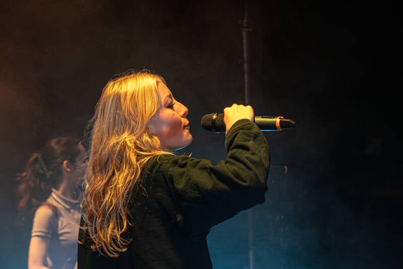 p1063424-standard.jpg