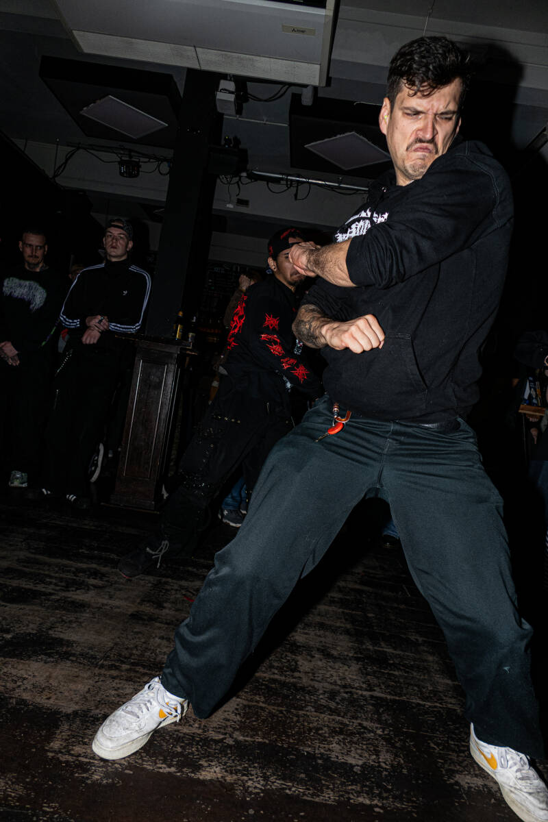 p1064150-standard.jpg