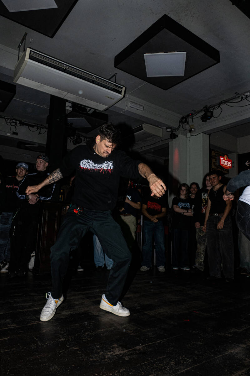 p1064185-standard.jpg