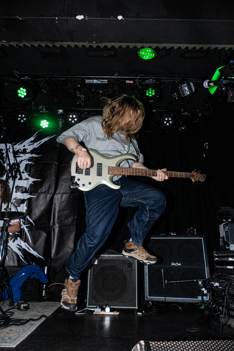 p1075047-standard.jpg