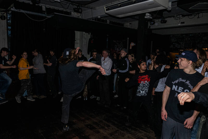 p1075372-standard.jpg