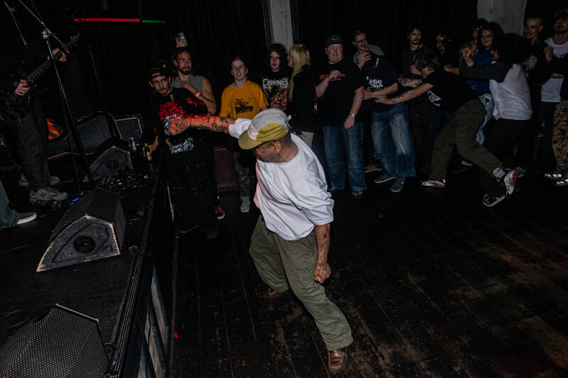 p1075482-standard.jpg