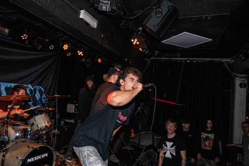 p1075561-standard.jpg