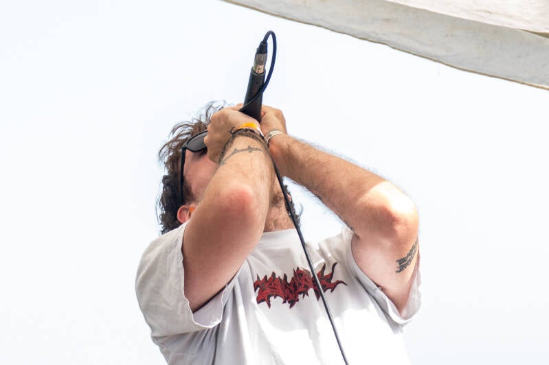 p1233870-standard.jpg
