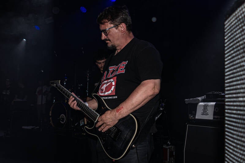 p1235404-standard.jpg