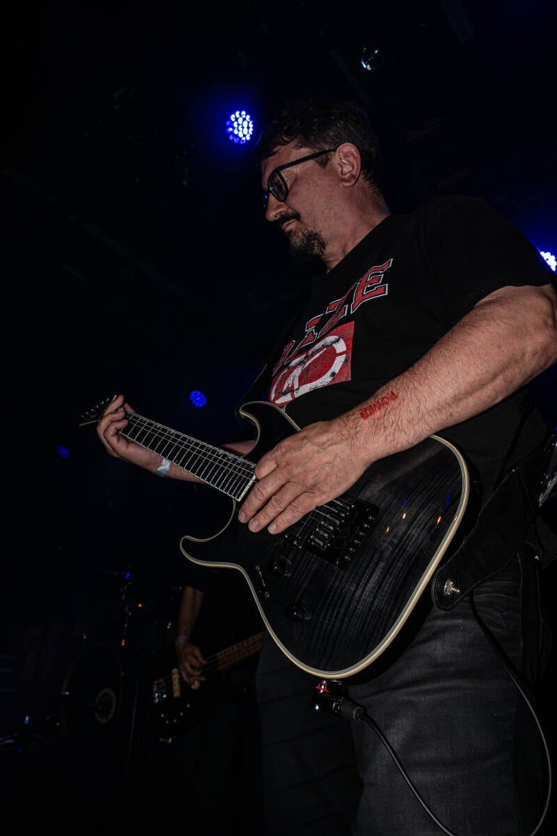 p1235415-standard.jpg
