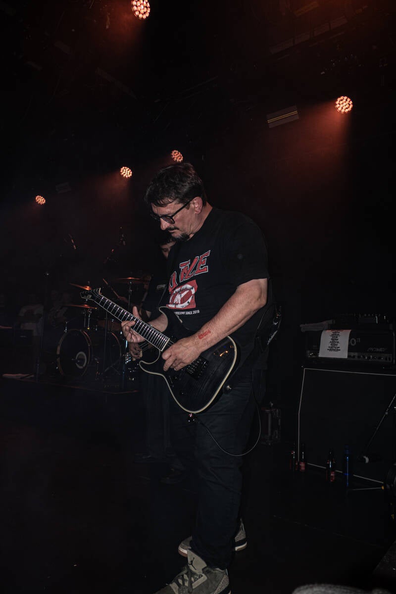 p1235439-standard.jpg