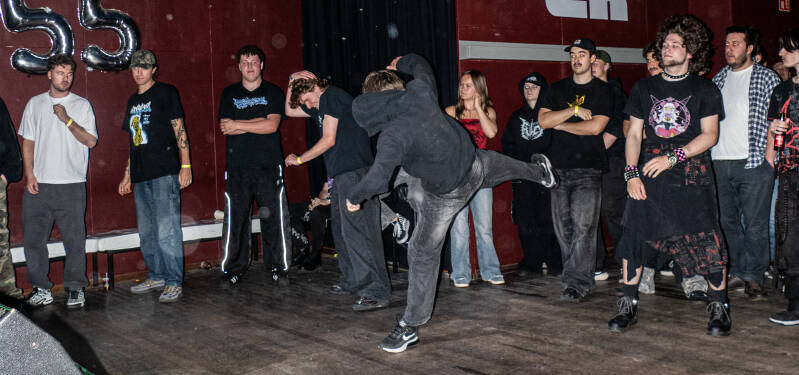 p1246133-standard.jpg