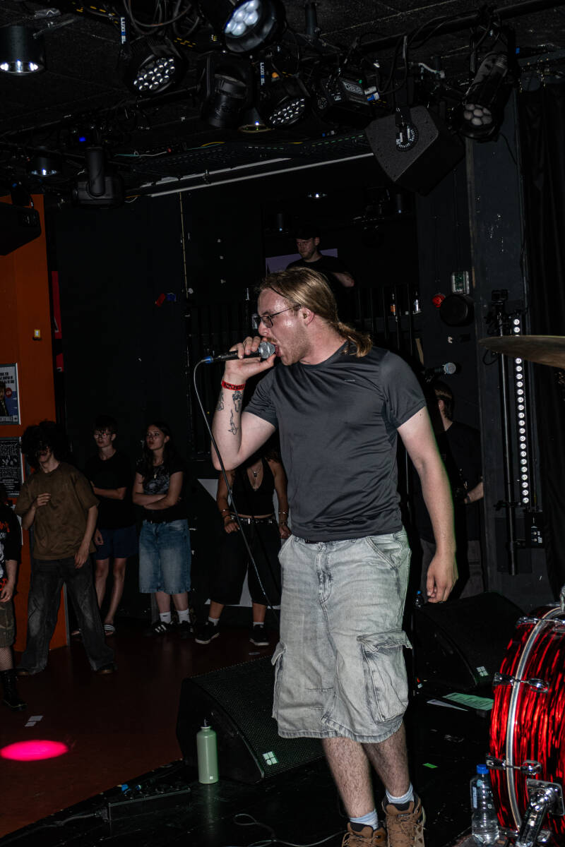 p1257917-standard.jpg
