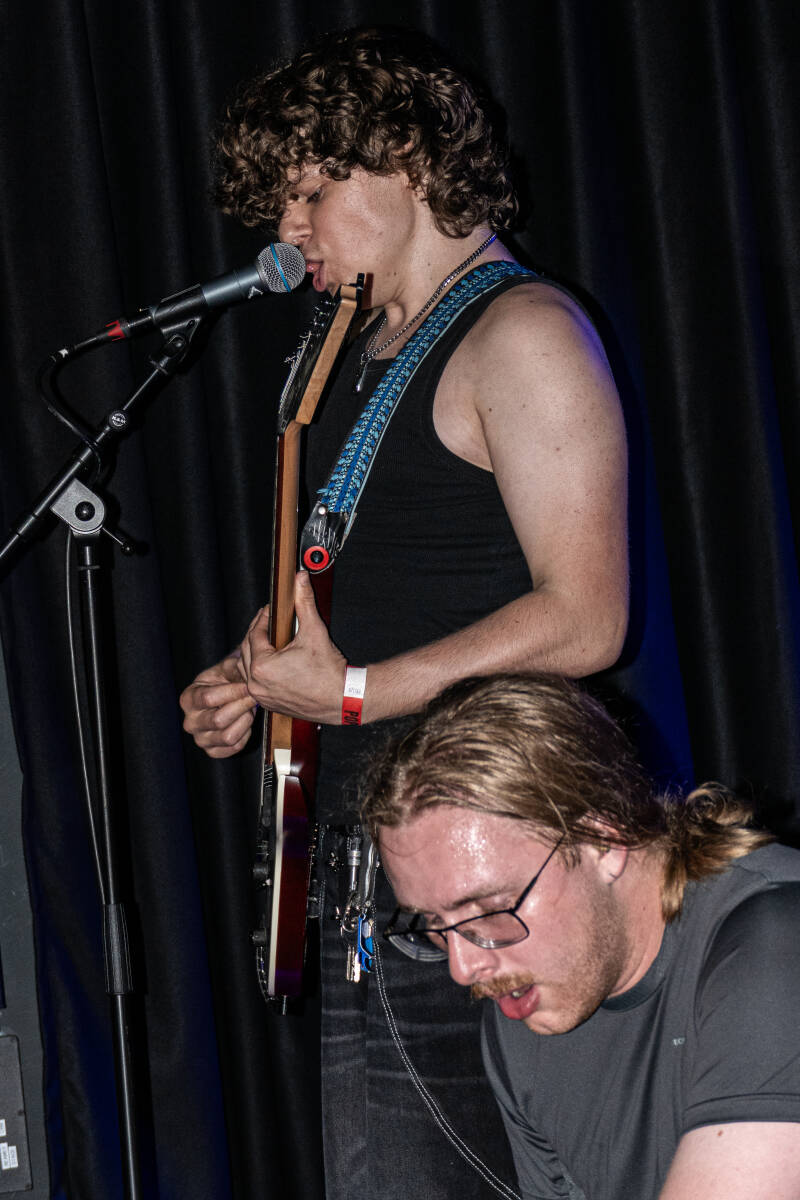 p1257936-standard.jpg