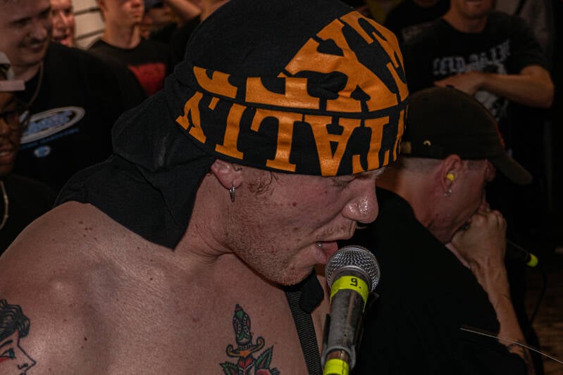 p1268819-standard-fl0wmf.jpg
