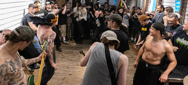 p1279319-standard.jpg