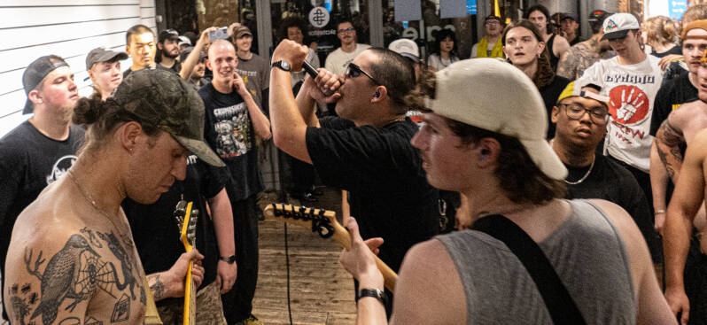 p1279403-standard.jpg