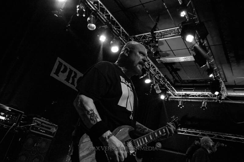 pro-pain-32-van-32-standard.jpg