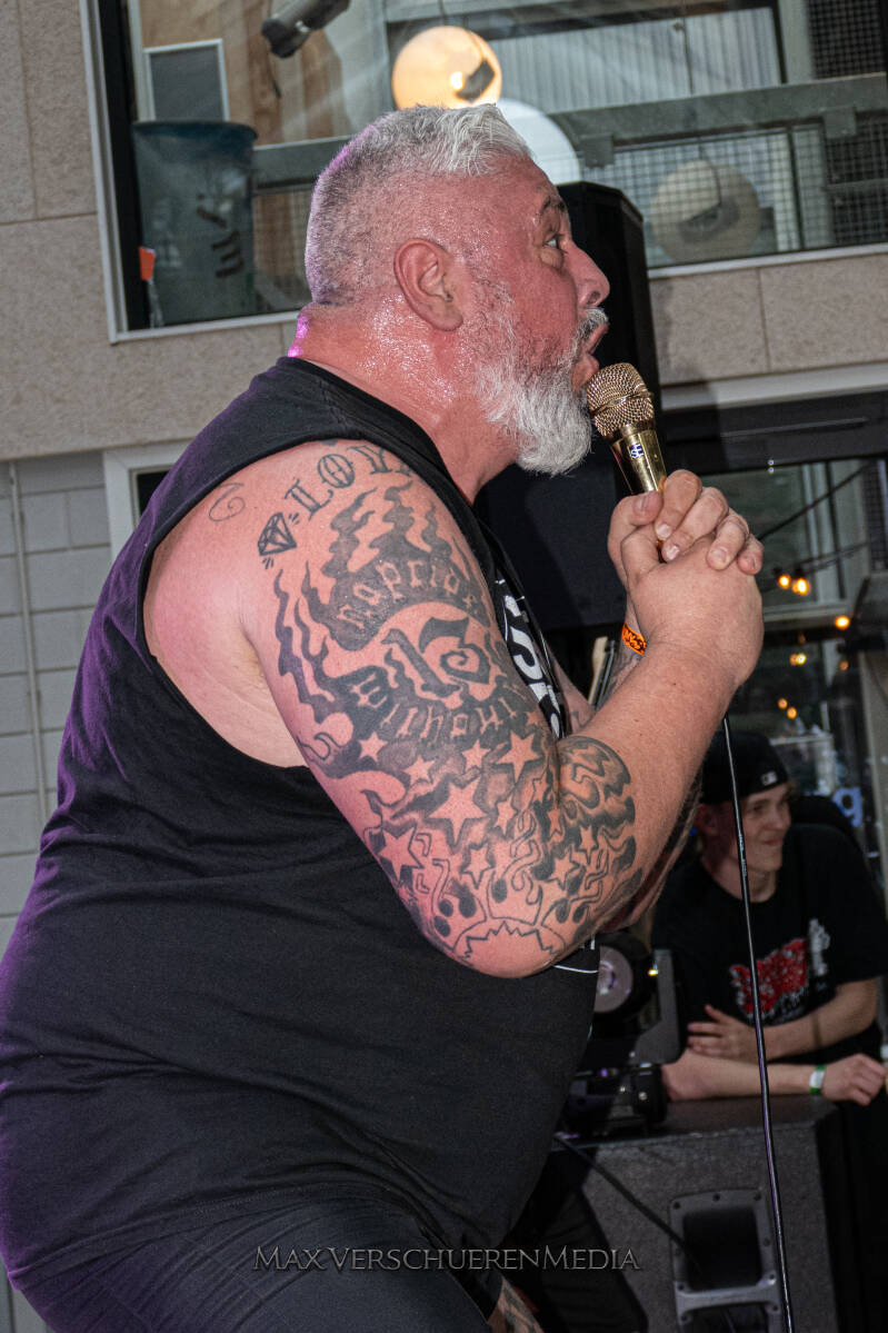 rising-tide-69-standard.jpg