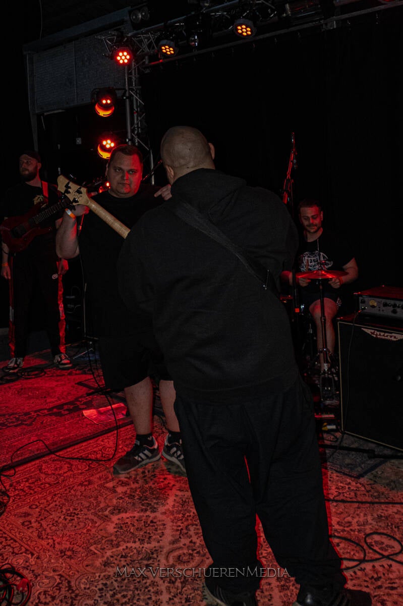 rising-tide-76-standard.jpg