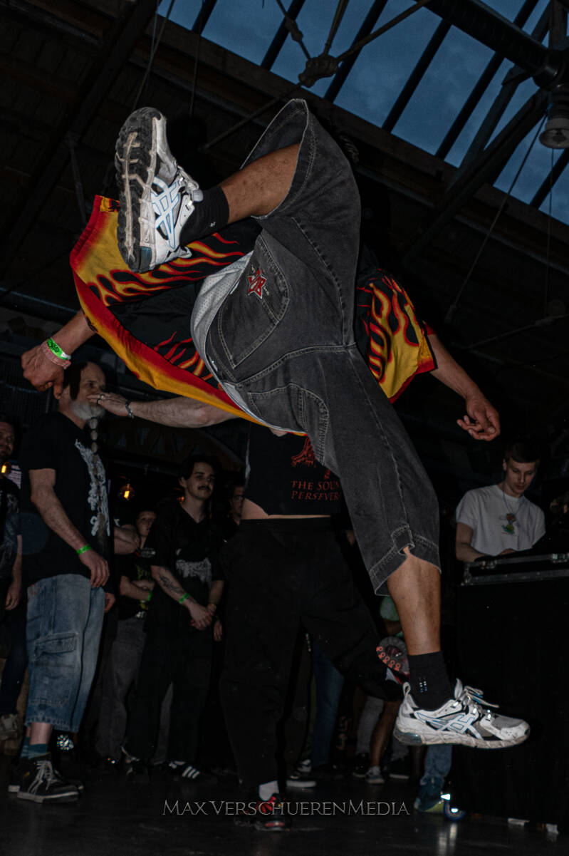 rising-tide-95-standard.jpg