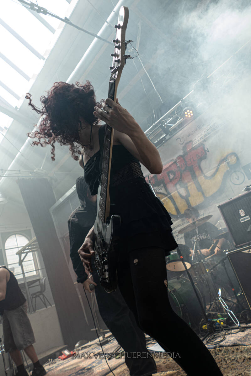 spit-26-standard.jpg
