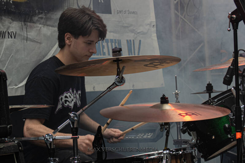 spit-6-standard.jpg