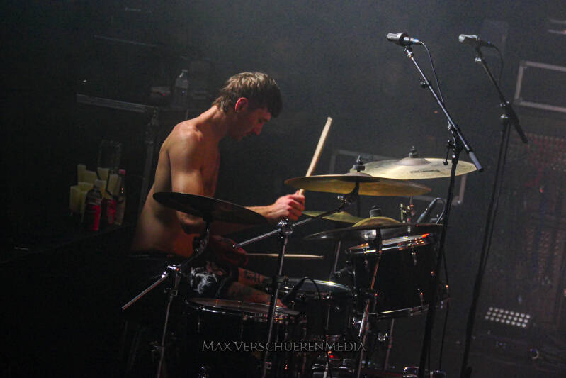 sunami-13-van-34-standard.jpg