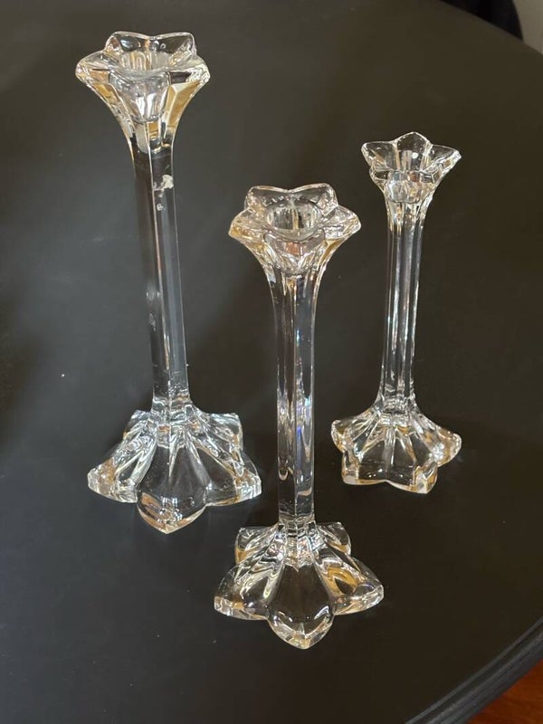 Bijzondere set van drie loodkristallen kandelaren van Nachtmann - Beautiful set of three lead crystal candlesticks by Nachtmann