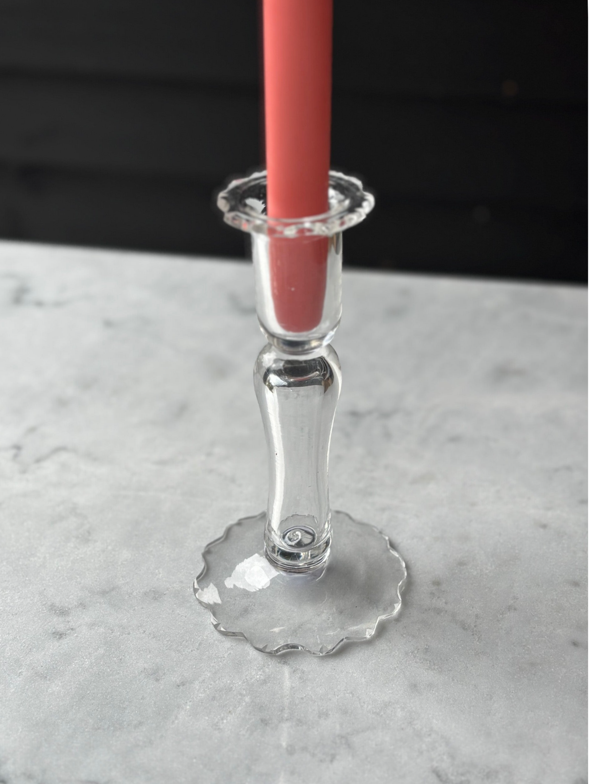 Handgemaakte kristallen kandelaar van Val Saint Lambert - Handcrafted crystal candlestick by Val Saint Lambert