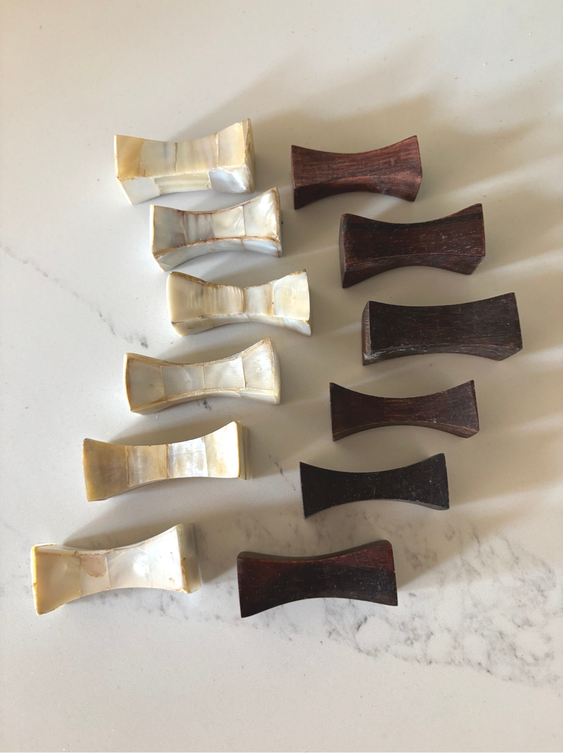 12 Vintage messenleggers - 12 Vintage knife rests