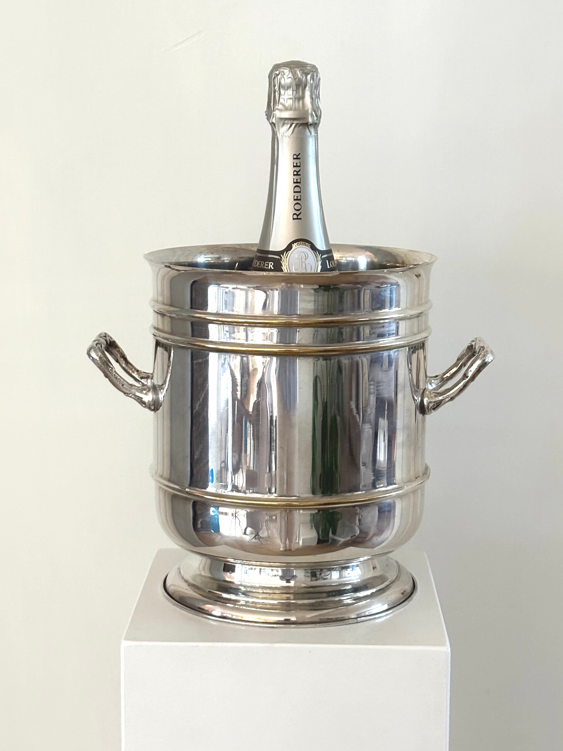 Grote verzilverde klassieke Champagnekoeler - Large silver-plated classic Champagne cooler