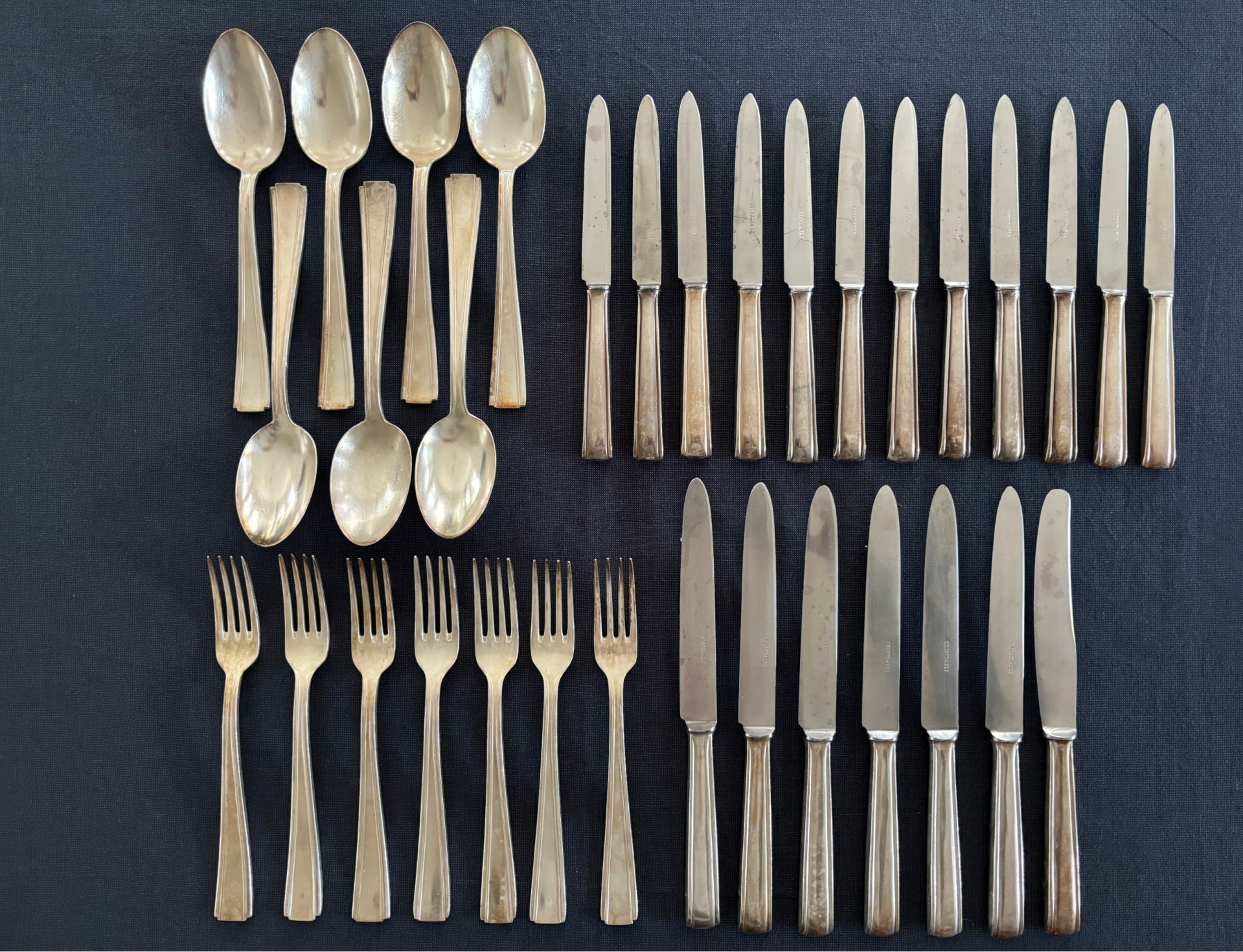 33-Delige klassieke RVS bestekset - 33-Piece classic stainless steel cutlery set