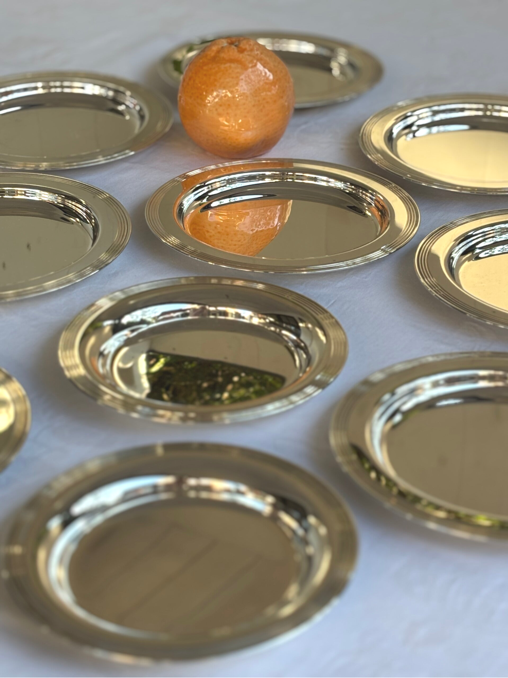 10 Verzilverde borden van Il Maestri, Italy - 10 Silver-plated plates by Il Maestri, Italy