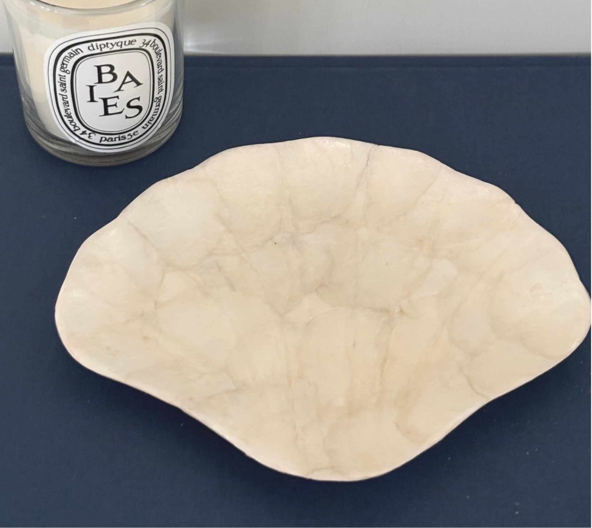 Elegant schaaltje Capiz schelpen (M) - Elegant dish Capiz shells (M)