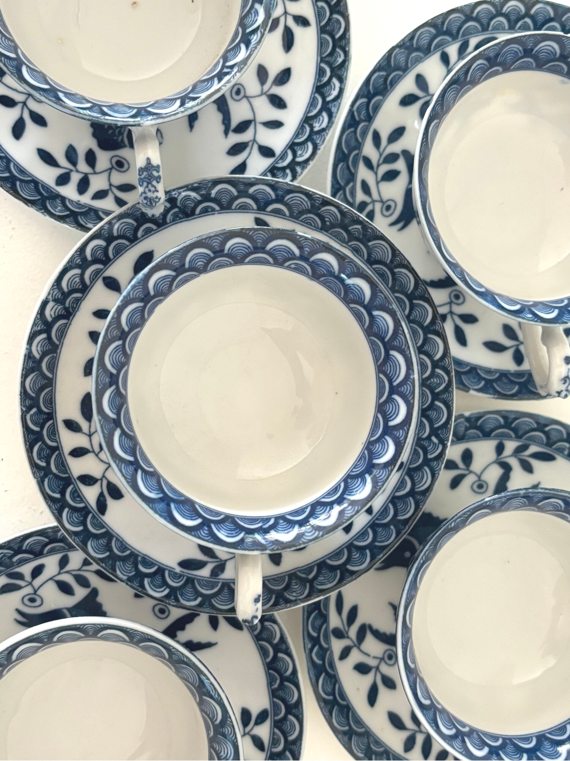 5 Antieke kop & schotels - 5 Antique cups & saucers