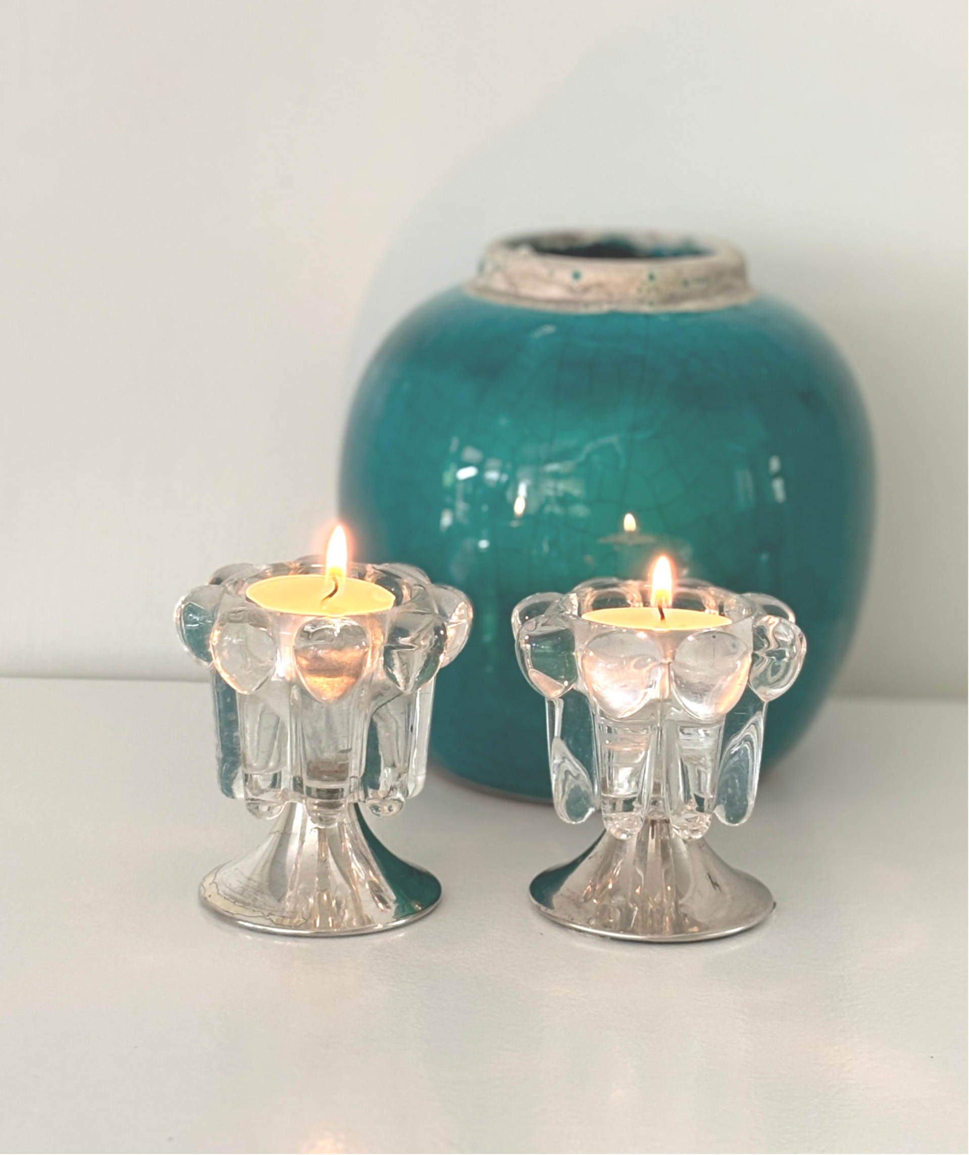 Set verzilverde kaarsenhouders VMC Reims, France - Set of silver-plated candle holders by VMC Reims, France