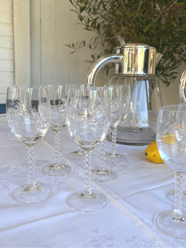 12 Fijn bewerkte kristallen glazen ‘Fleury’ van Cristal d’Arques - 12 Finely crafted ‘Fleury’ crystal glasses by Cristal d’Arques