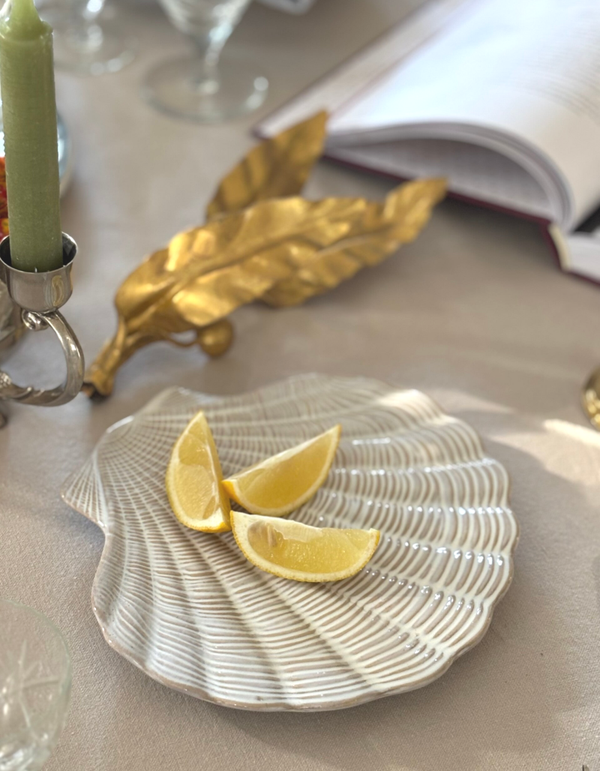 Vintage schaaltje ‘schelp’ - Shell-shaped ceramic dish