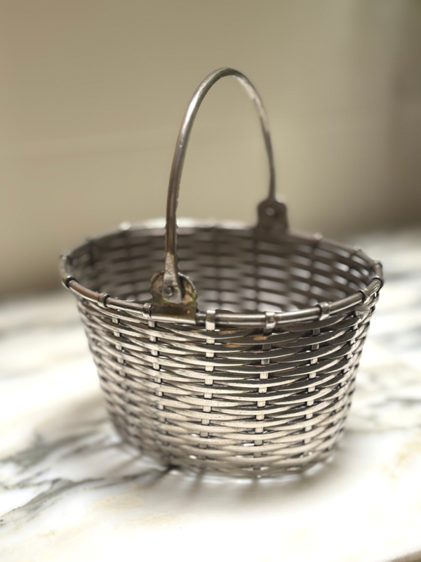 Verzilverd gevlochten mandje - Silver-plated woven basket