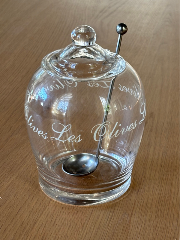 olijvenpot met deksel en bijpassende olijvenschep - Olive jar with lid and matching olive spoon