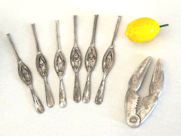 Kreeftentang & 6 kreeftenvorkjes - Lobster Cracker & 6 Lobster Forks.