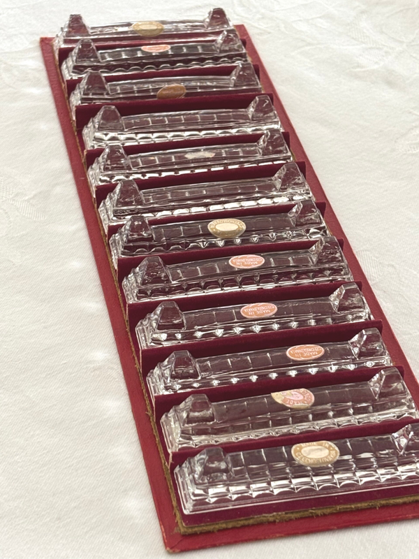 12 kristallen messenleggers - 12 crystal knife rests