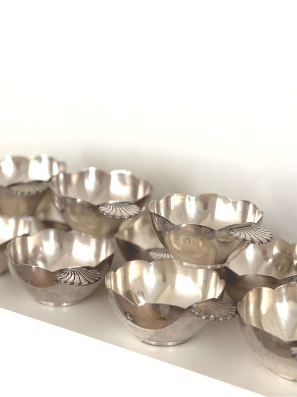 10 Verzilverde dessertschaaltjes - 10 Silver-plated dessert dishes